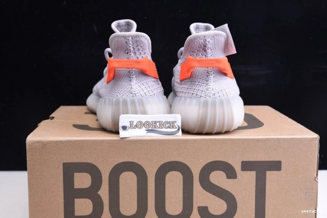 Boost Adidas V2 FX9017 Yeezy Light Tail 350 0802